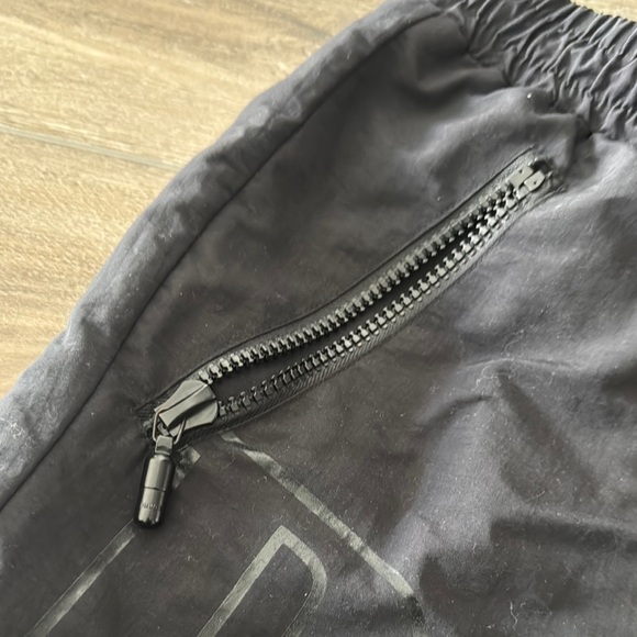 Rhude Black Shorts with Elastic Waistband - Picture 3 of 4